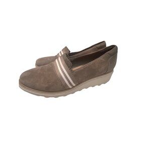 Clarks Taupe‎ Suede Slip-On Shoes With Platform Sole & Elastic Band 8